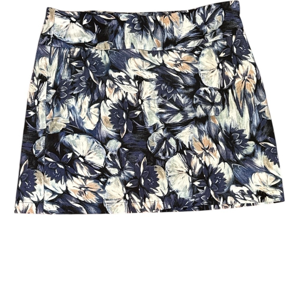 Navy Floral Skirt with Black Tee - Picture 2 of 6